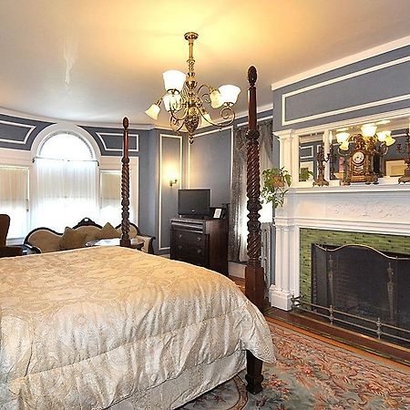 Edgewood Manor Inn Bed And Breakfast Providence Quarto foto