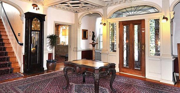 Edgewood Manor Inn Bed And Breakfast Providence Exterior foto
